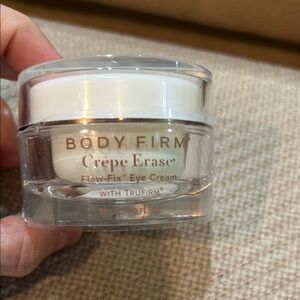 Body Firm Crème Erase Flaw-Fix Eye Cream - White